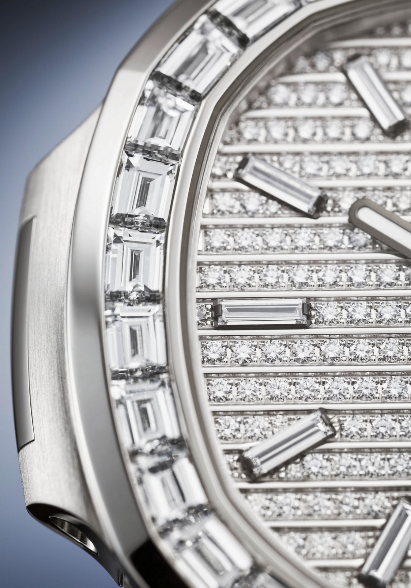 Nautilus Self-Winding Ref 5811/1460G-001